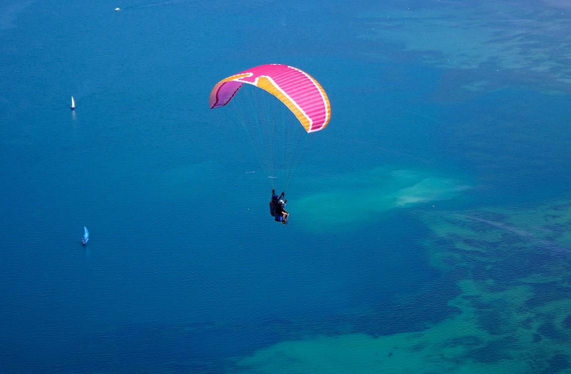 windforce 32 is a tandem paraglider wing made by levelwings